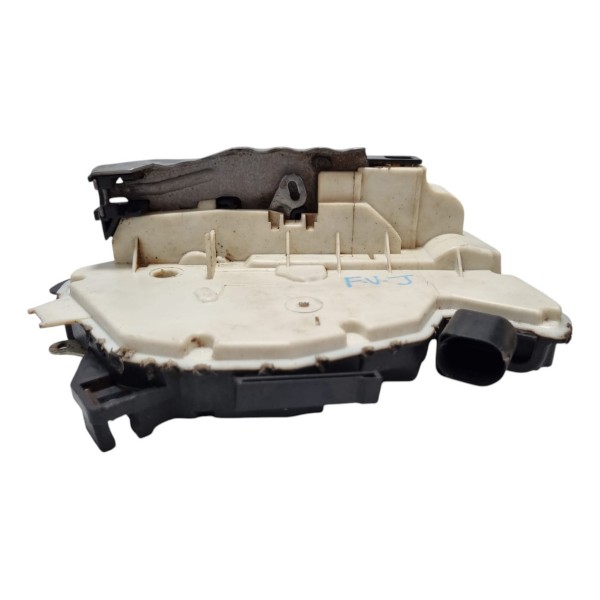 Suporte Maçaneta Esq. Volkswagem Amarok  2014 Cx513(usado)