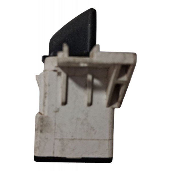Botão Alerta Painel Ford Focus Ano 2004 A 2008 Cx651