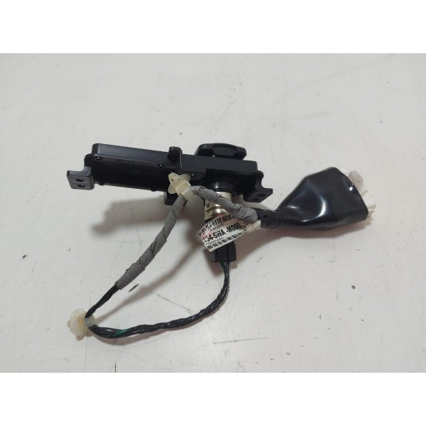 Tomada Auxiliar C/  Acab. + Chicote Honda Crv 2.0 2010 Cx154