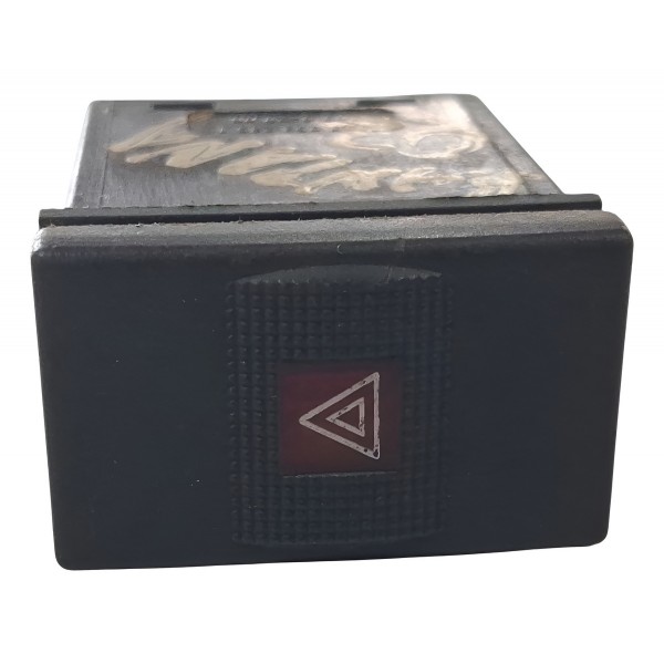 Botão Pisca Alerta Santana 2003 Cx714 - Preto