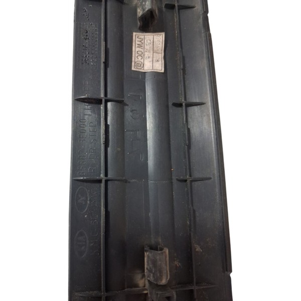 Acabamento Soleira  Porta Traseira L. E  Sorento 09 Cx649 Preto