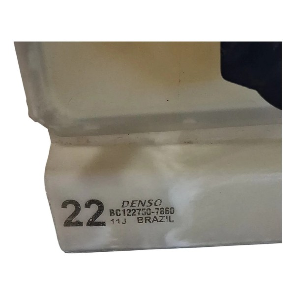 Defletor Ventoinha C/ Reservatório Corolla 2003