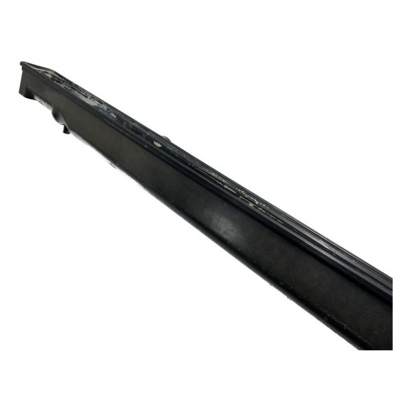 Caixa Inf Radiador Toyota Hilux Sw4 3.0 Automatica 05/15