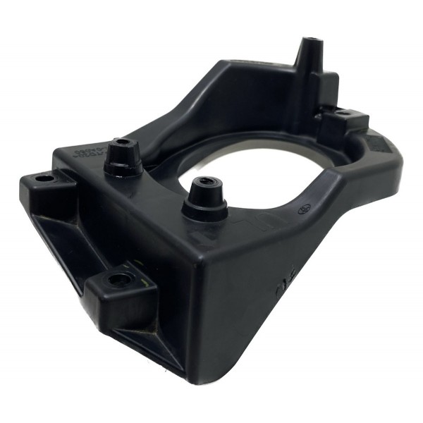 Suporte Milha Esquerdo Toyota Corolla Cross 21/23 Cx367