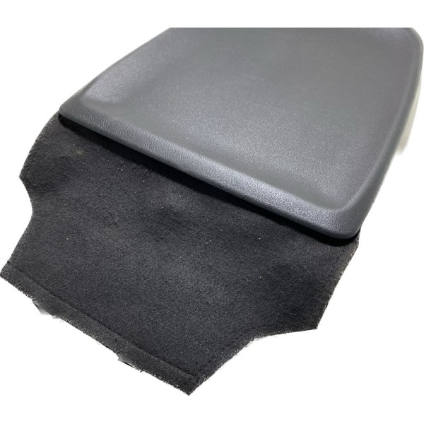 Moldura Traseira Do Banco D. Toyota Rav4 17/18 Cx592