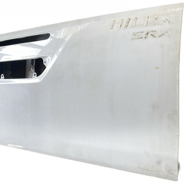 Tampa Traseira Toyota Hilux 2016/2022