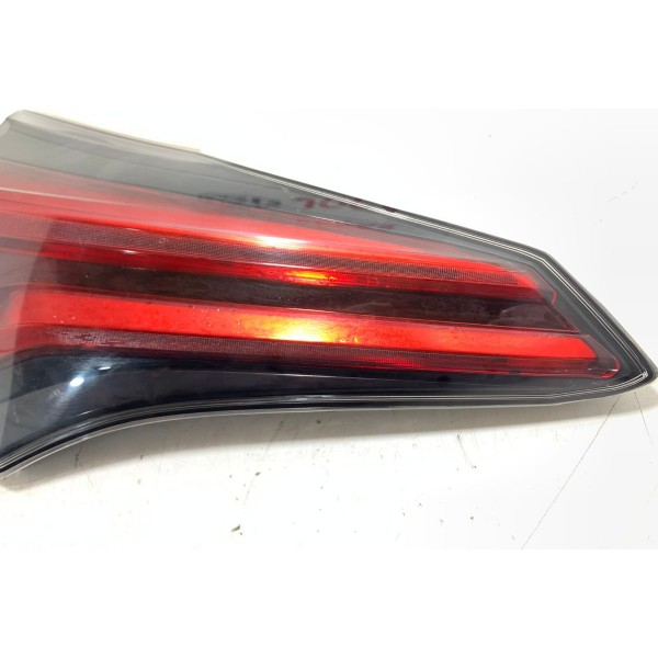 Lanterna Esquerda Capô Toyota Rav4 17/18 Cx562