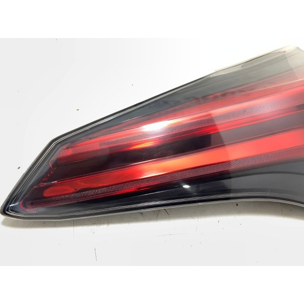 Lanterna Direita Capô Toyota Rav4 17/18 Cx561