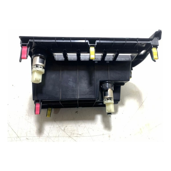 Moldura Com Tomada 12v Toyota Rav4 2017/18 Cx332