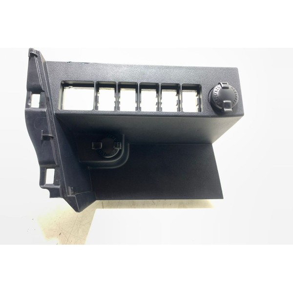 Moldura Com Tomada 12v Toyota Rav4 2017/18 Cx332