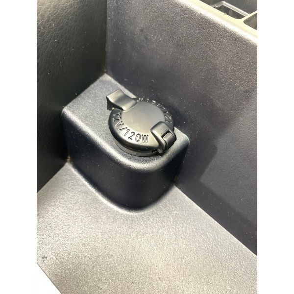Moldura Com Tomada 12v Toyota Rav4 2017/18 Cx332