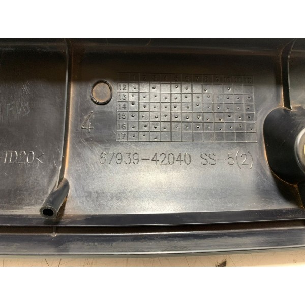 Moldura Porta Malas Toyota Rav4 2017