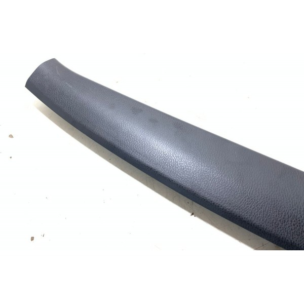 Moldura Porta Malas Toyota Rav4 2017