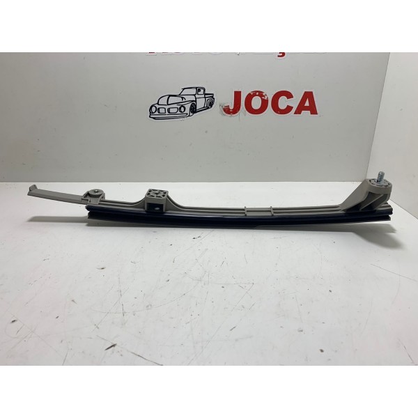 Canaleta Guia Porta Tras. Direita Kia Sorento 2.4 2012 Cx05