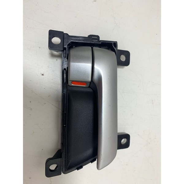 Maçaneta Interna Traseira D. Kia Sorento 2.4 2012 Cx05