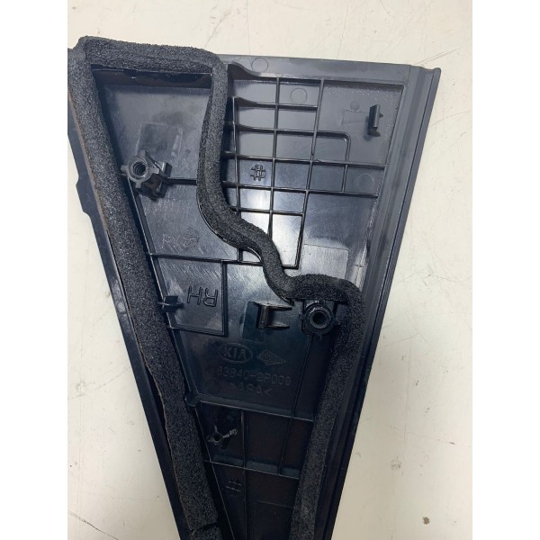 Acabamento Porta Tras. Dir. Kia Sorento 2.4 2012 Cx05