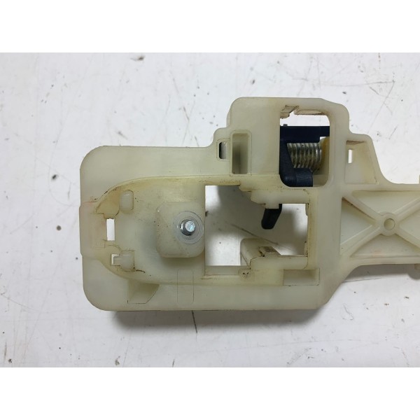 Suporte Maçaneta Externa Traseira Esq. Sorento 2.4 2012 Cx04