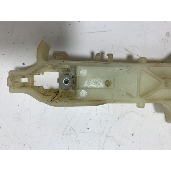 Suporte Maçaneta Ext. Diant. Dir Porta Kia Sorento 2012 Cx04