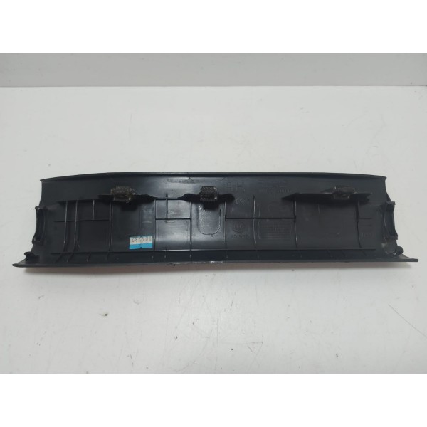 Moldura Soleira Porta T.d Kia Sorento 2.4 2012 (cx03)