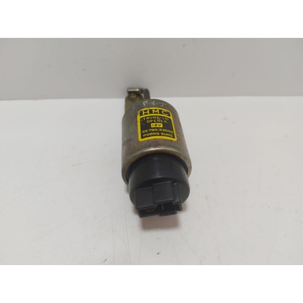 Motor Trava Elétrica Porta Mala Hyundai Ecxel 1992 Cx147