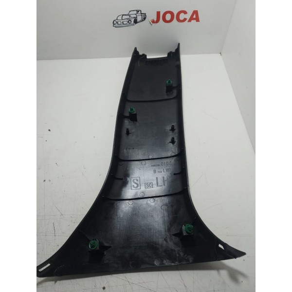 Acabamento Coluna Porta Inf. E.  Subaru Forester 2.0 2010
