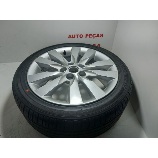 Roda C/ Pneu Kia Cerato 2011 215x45x17