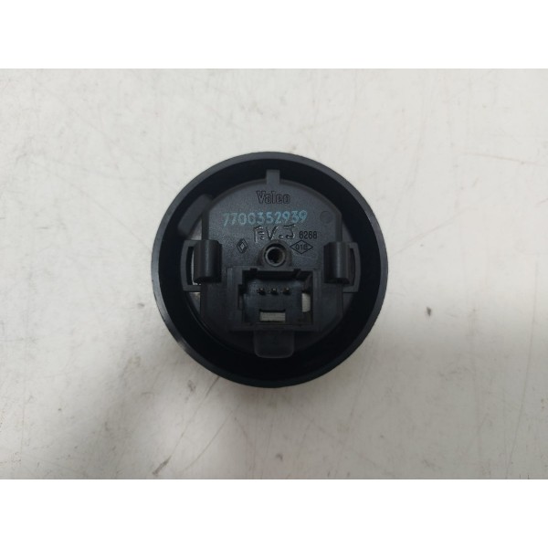 Botão Regulagem Altura Farol Renault Master 2009 Cx158
