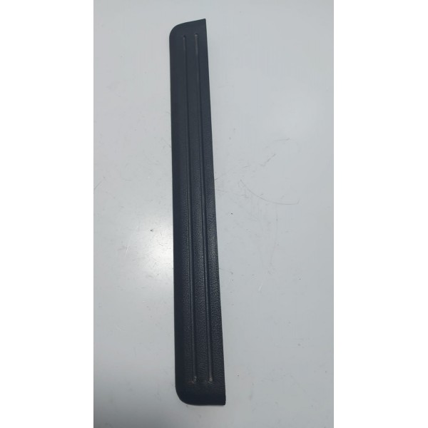 Soleira Interna Porta Dianteira Direita Kia Sorento 09 Cx479