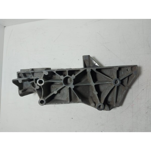 Superior Alternador Vw Fox/ Polo 04/14 (030145167g) Cx210