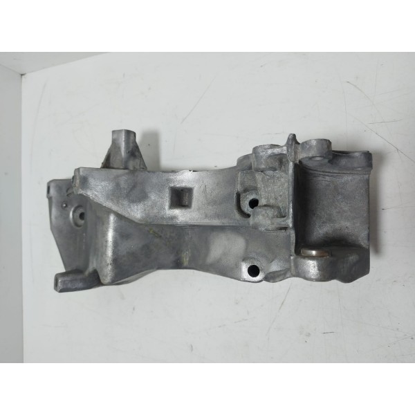 Superior Alternador Vw Fox/ Polo 04/14 (030145167g) Cx210