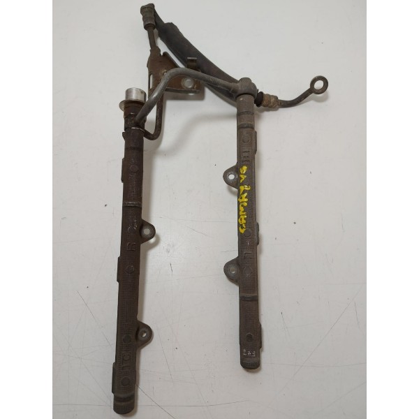 Flauta De Bicos Camry  V6 1997 Cx118