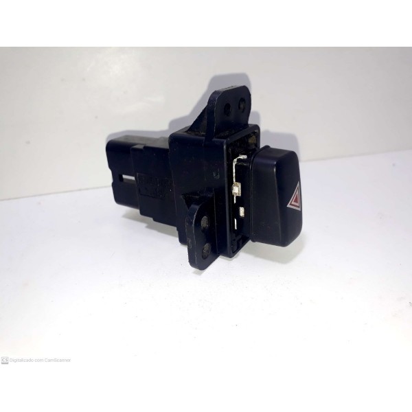Botão Pisca Alerta Hilux 2005/2010 Cx117