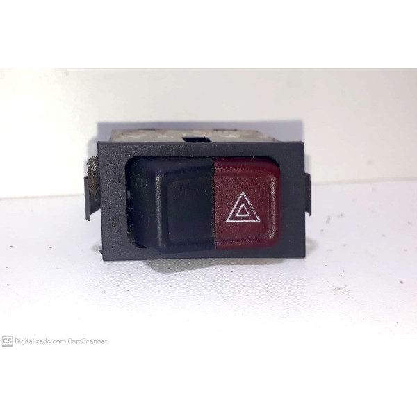 Botão Pisca Alerta Vw Santana Voyage 1985 A 1990 Cx117