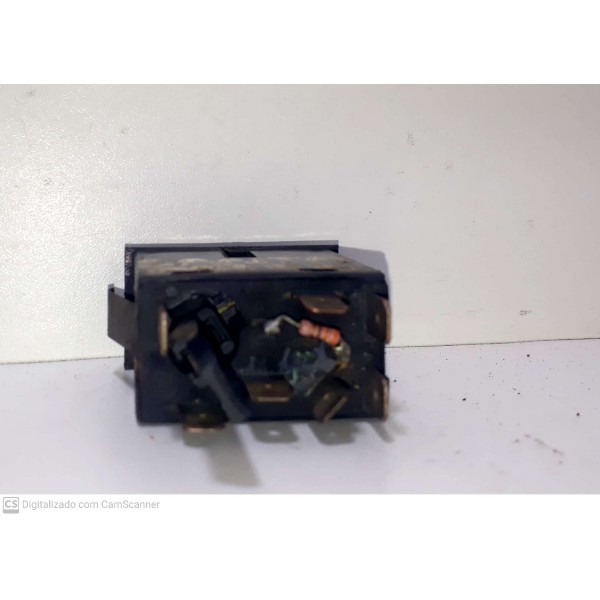 Botão Pisca Alerta Vw Santana Voyage 1985 A 1990 Cx117