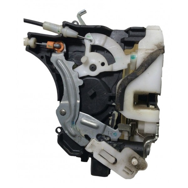 Fechadura De Porta L200 Triton T.d. Cx137