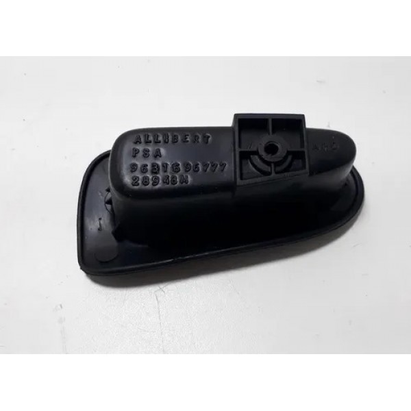 Puxador De Porta Peugeot 207 T.d. (cx49)