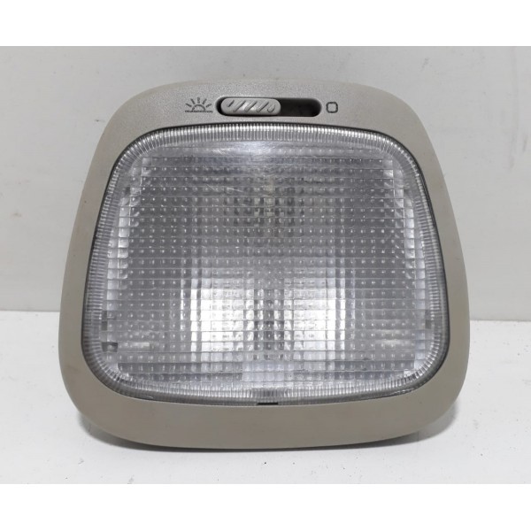 Luz De Teto/cortesia Vw Kombi 2010 Cx84