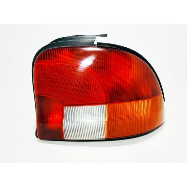 Lanterna Traseira Chrysler Neon ( Direito ) 95 A 99 Cx282