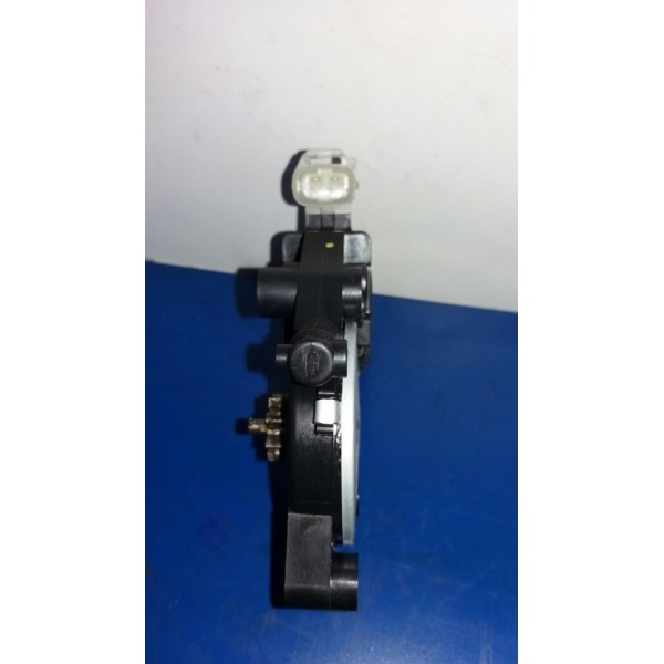 Motor Máquina De Vidro Dianteiro Direito Cerato 2011 Cx79